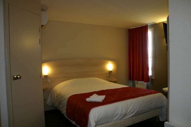 Brit Hotel La Rochelle Perigny Szoba fotó